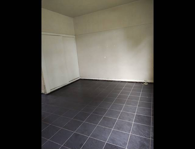 1 BEDROOM APARTMENT FOR SALE IN PIETERMARITZBURG CENTRAL